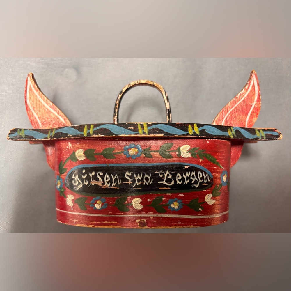 Vintage Norwegian Decorative Bentwood Box traditional Rosemaling/rose painting